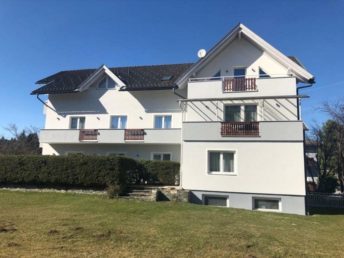 וולדן אם וורתרסי Superior-Apartment Mit Pool Und Seezugang מראה חיצוני תמונה